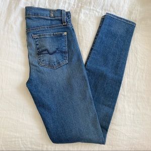 7 For All Mankind Skinny Jeans in Medium Blue Wash